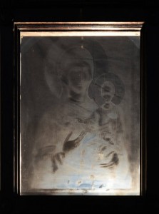 Смоленская икона Божией Матери, именуемая Смоленская, отображение на стекле